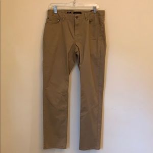 NWT Men’s Michael Kors khaki pants slim fit 32x32